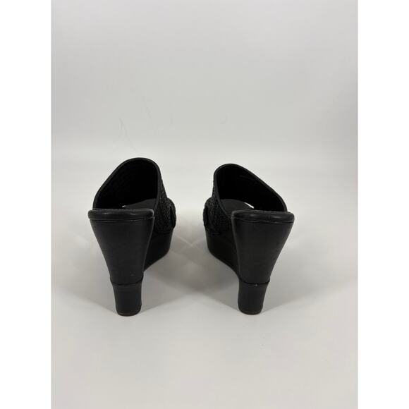 Ugg's Women's Black Wedge Heels (SB11) - Picture 2 of 6